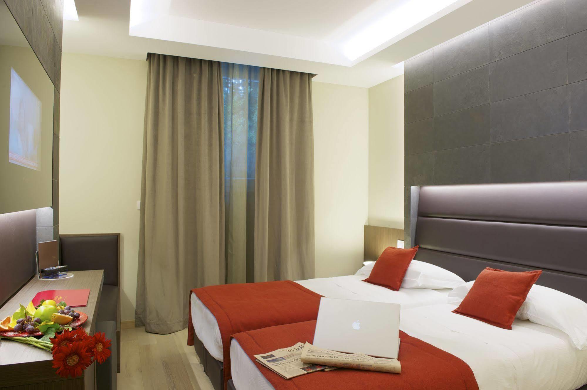 Villa dei Platani Boutique Hotel Foligno Extérieur photo