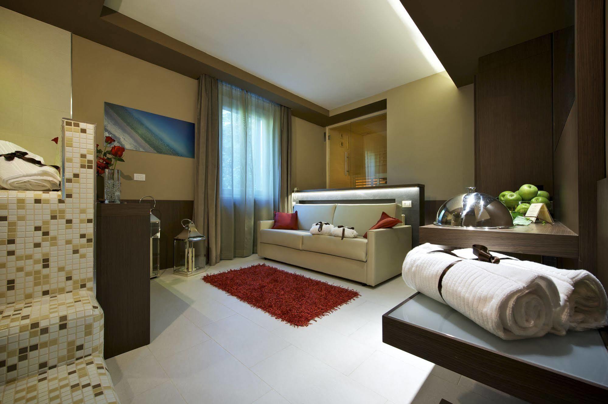 Villa dei Platani Boutique Hotel Foligno Extérieur photo